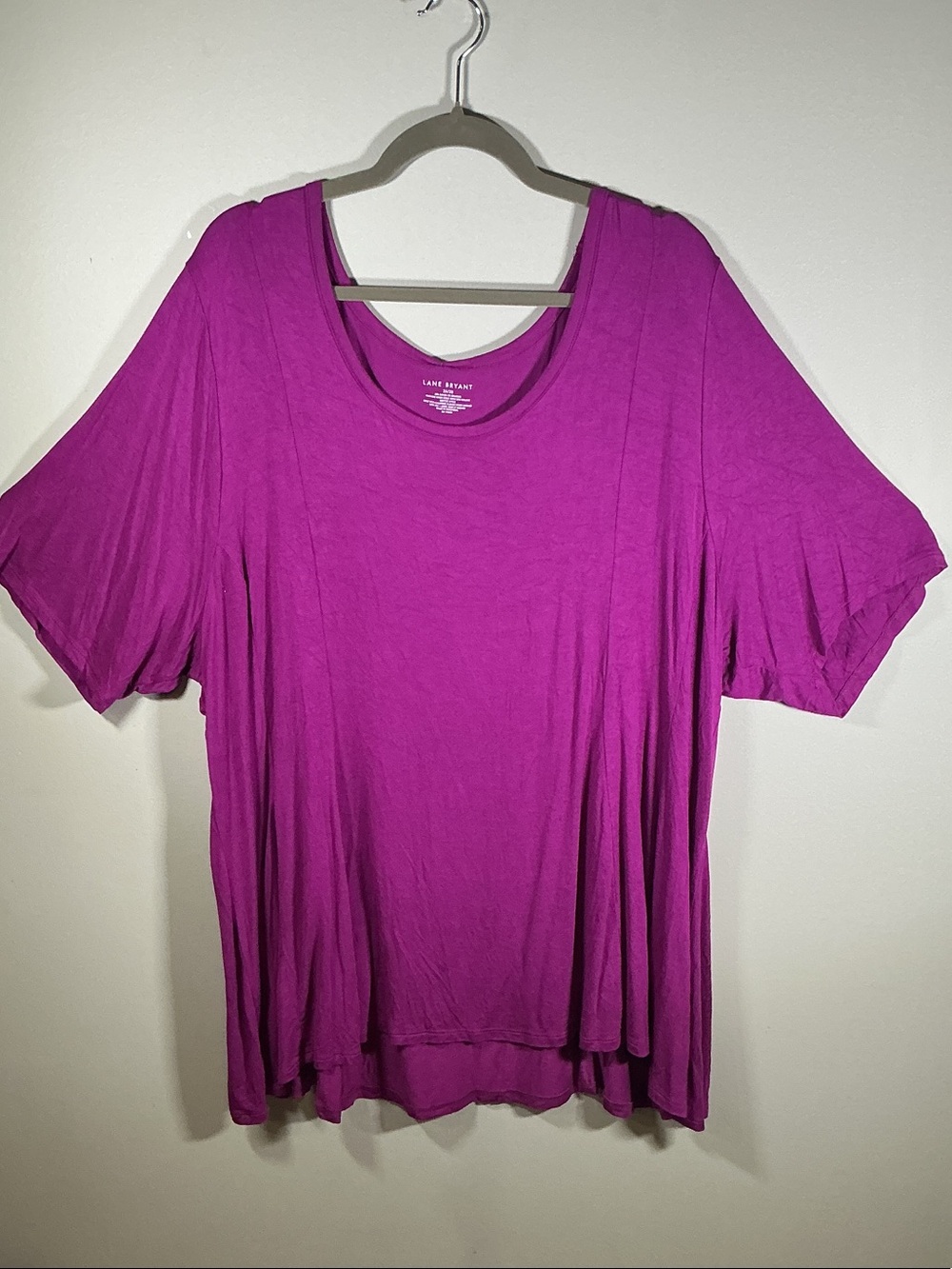 Lane Bryant Bright Pink Swing Top Size 26/28 Plus Size Soft Stretch Tee